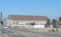 Patinoire de StLeonard Aussen.JPG